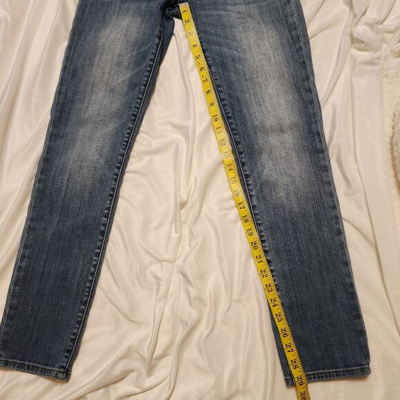 KUT from the Kloth Catherine Mid-Rise Distressed Boyfriend Jeans, Size 2 - Picture 7 of 7